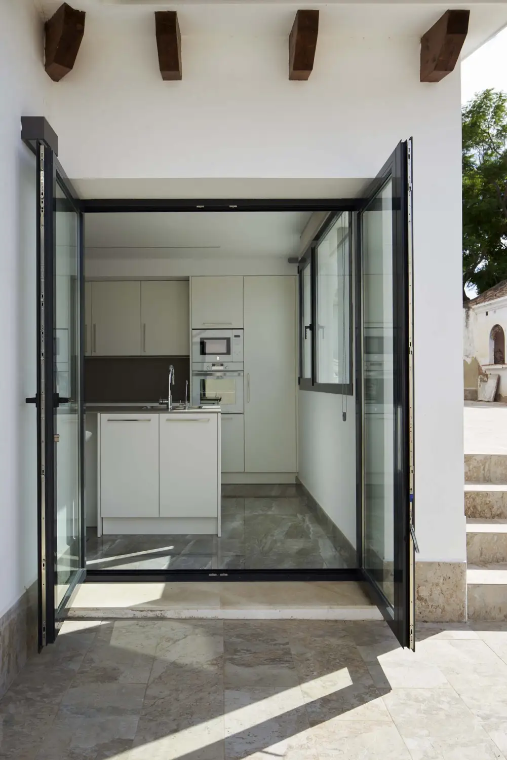 conesafranch arquitectos valencia rocafort 08 scaled 1